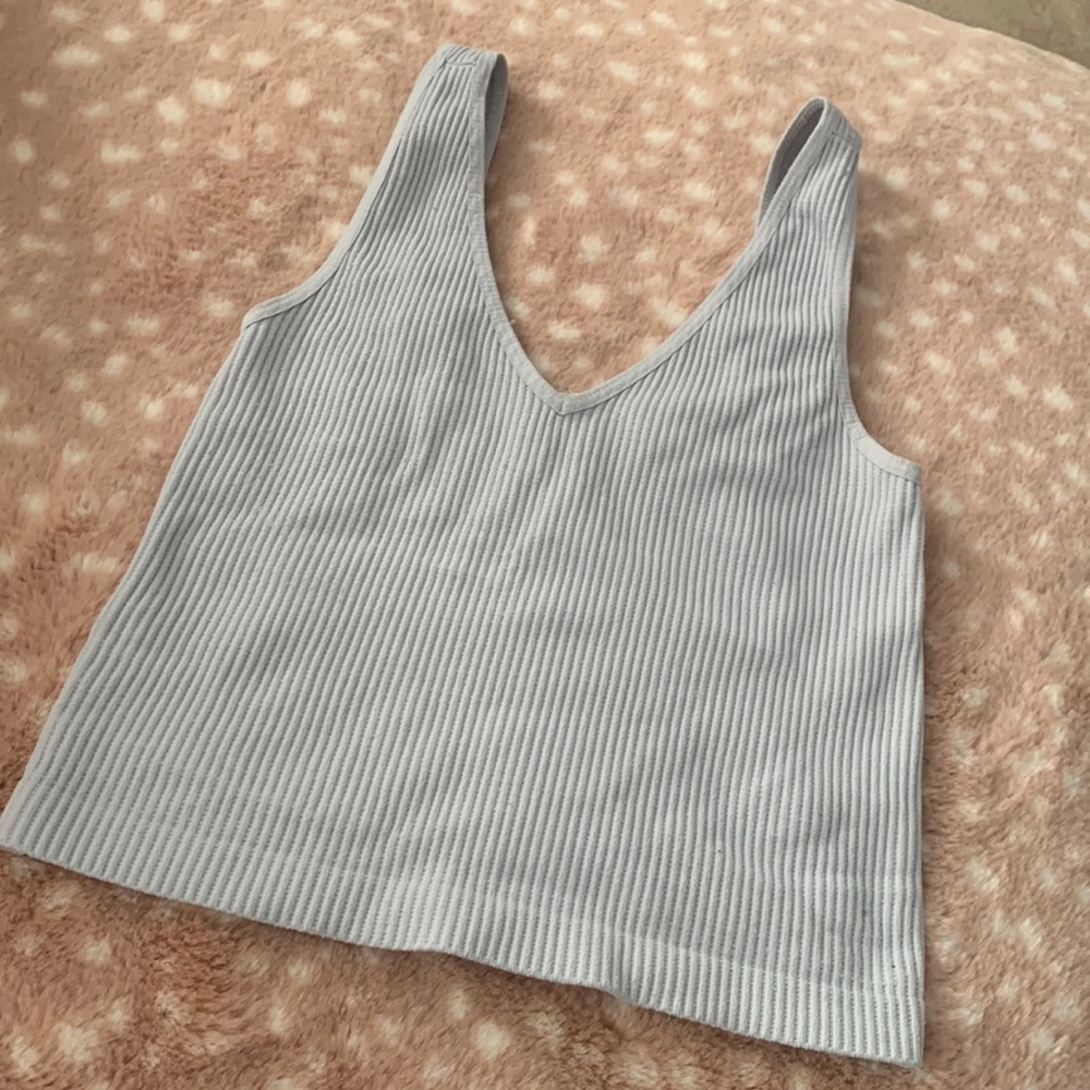 American Threads blue ribbed tank cropped medium